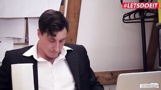 Roxxy's Seductive Office Encounter: A Big Boobs Secretary's Tempting Assistance - LETSDOEIT