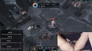 Gamer Girl NerdyLuna98 Gets Playful While Streaming League of Legends!