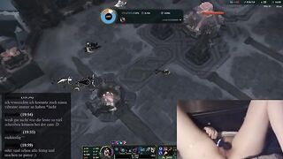 Gamer Girl NerdyLuna98 Gets Playful While Streaming League of Legends!