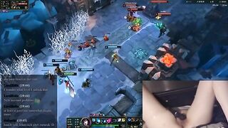 Gamer Girl NerdyLuna98 Gets Playful While Streaming League of Legends!