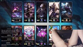 Gamer Girl NerdyLuna98 Enjoys a Unique Gaming Experience with a Relaxing Vibe