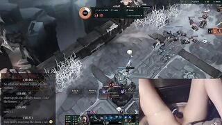Gamer Girl NerdyLuna98 Enjoys a Unique Gaming Experience with a Relaxing Vibe