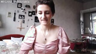 Juno Electra's Alluring Cam Tease: A Relaxing POV Experience!