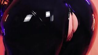 Curvy Temptress in Shiny Latex Catsuit: Big Ass Tease and JOI Experience!