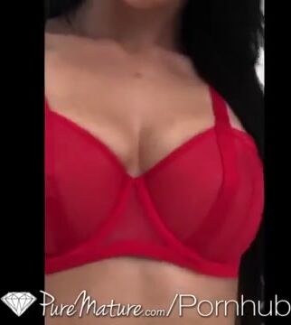 Stunning Mature Beauties Take on Big Challenges: A Compilation of Unforgettable Moments