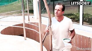 Karol Lilien's Poolside Adventure: Enjoying a Steamy Encounter in Missionary Style - LETSDOEIT