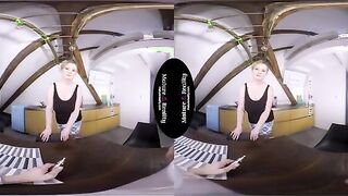 Curvy Mature Beauty Enjoys Intimate Moments in Virtual Reality Experience