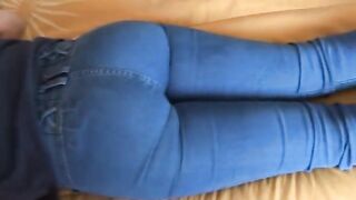 Stepmom in Lingerie Teases with Her Stunning Curves for a Private Show