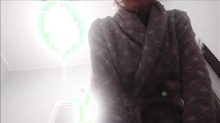 Unexpected Encounter: Stepmom's Surprising Moment in the Bathroom with Lavinia Della Love