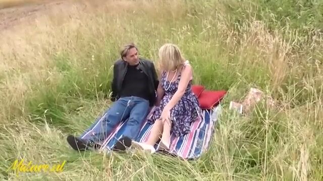 Posh British MILF Amy Fucked In Public By a Stranger