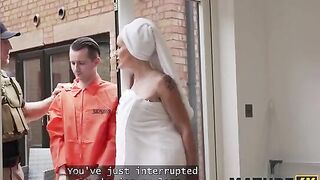 MATURE4K. Young British robber with a huge cock fucked hard his hot MILF neighbour