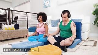 BRAZZERS - Naughty Avery Jane’s Butt Plug Discovery Leads To Anal Fun With Her Roommate Scott Nails