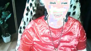 Mature russian whore cums passionately in private