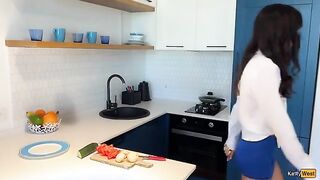 Katty West Teaches Neighbor How To Make Salad But His Cock Gets Hard - Anal Sex